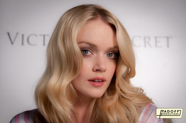 Lindsay Ellingson