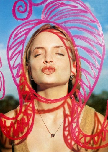 Mena Suvari