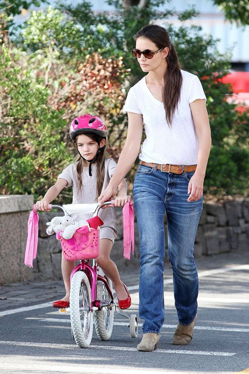 Katie Holmes