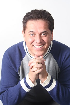 Mario Bezares