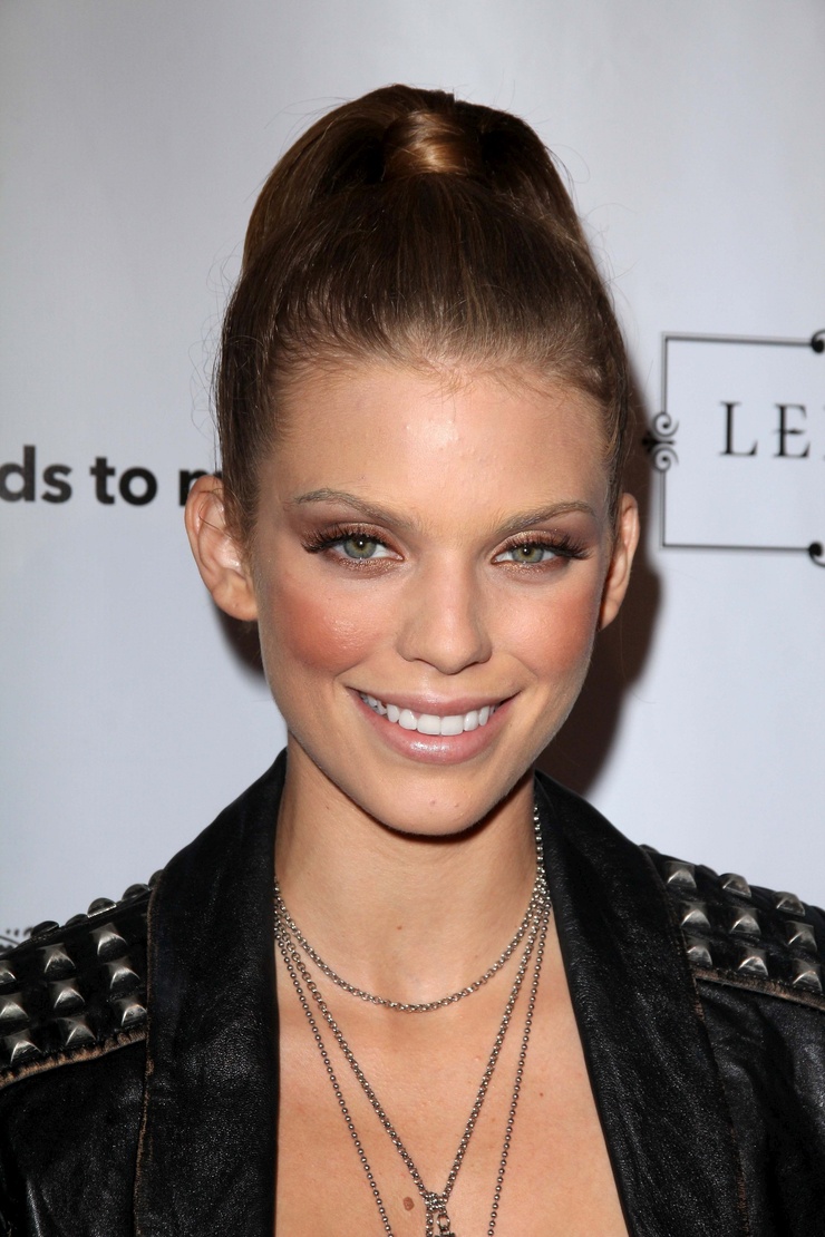 AnnaLynne McCord