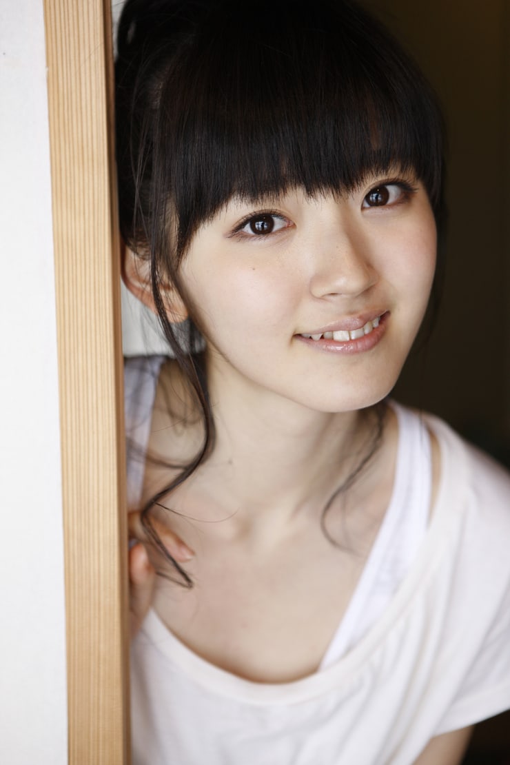 Airi Suzuki