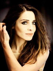 Nur Aysan Nur Aysan