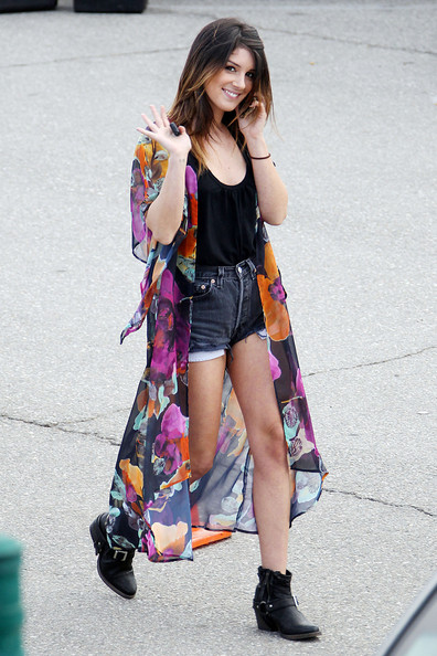 Shenae Grimes Shenae Grimes