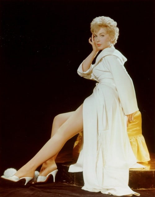 Stella Stevens