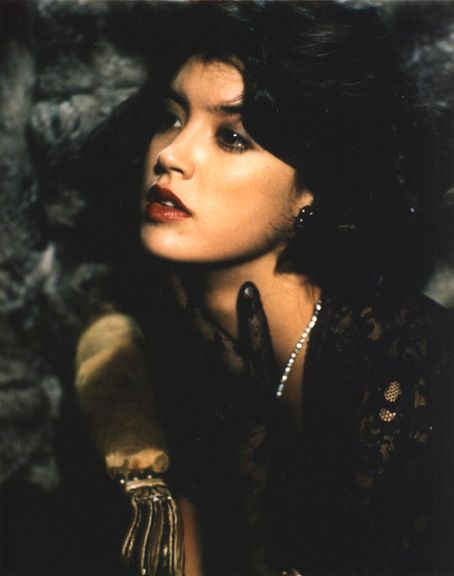 Phoebe Cates Phoebe Cates