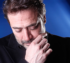 Jeffrey Dean Morgan
