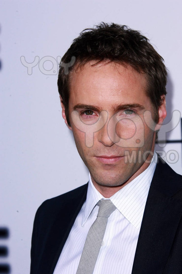 Alessandro Nivola