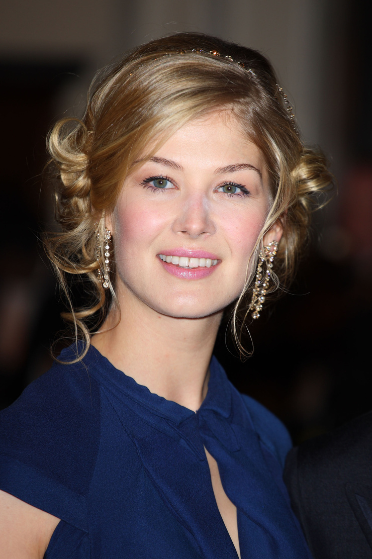 Rosamund Pike