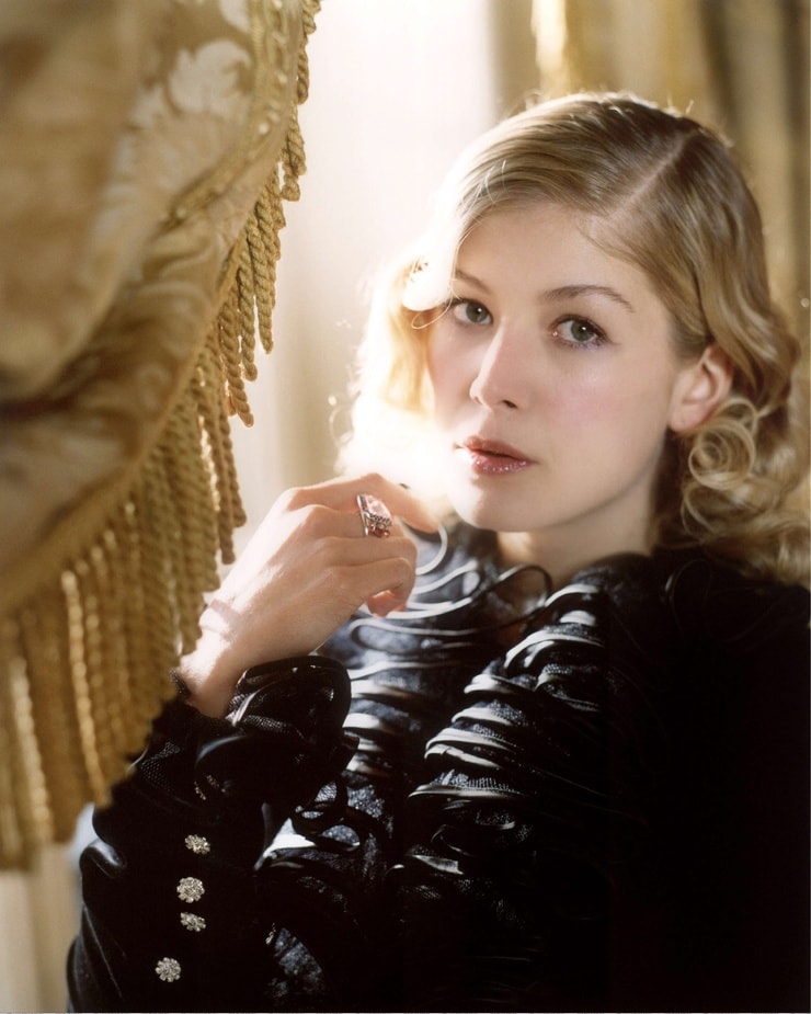 Rosamund Pike Rosamund Pike