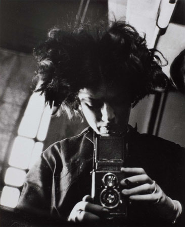 Eva Besnyo