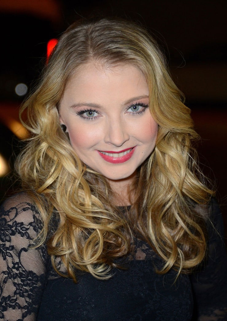 Elisabeth Harnois