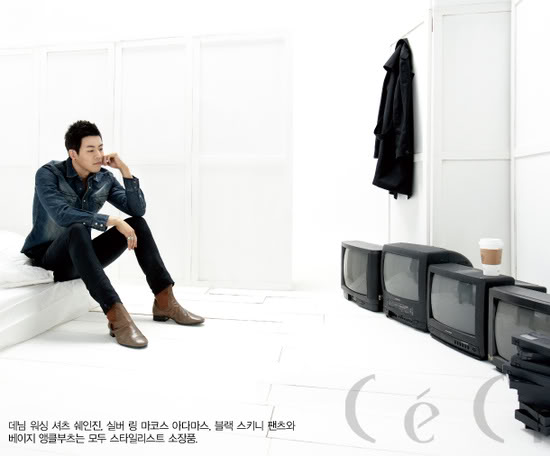Sang-Yoon Lee