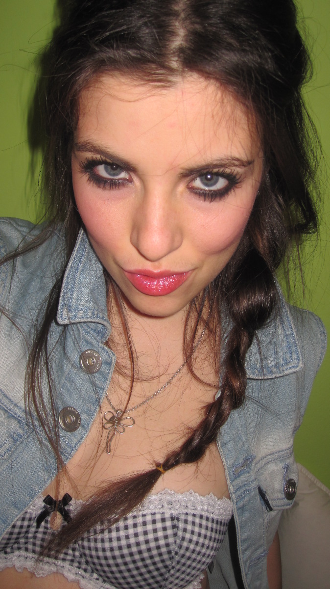 Crysta picture