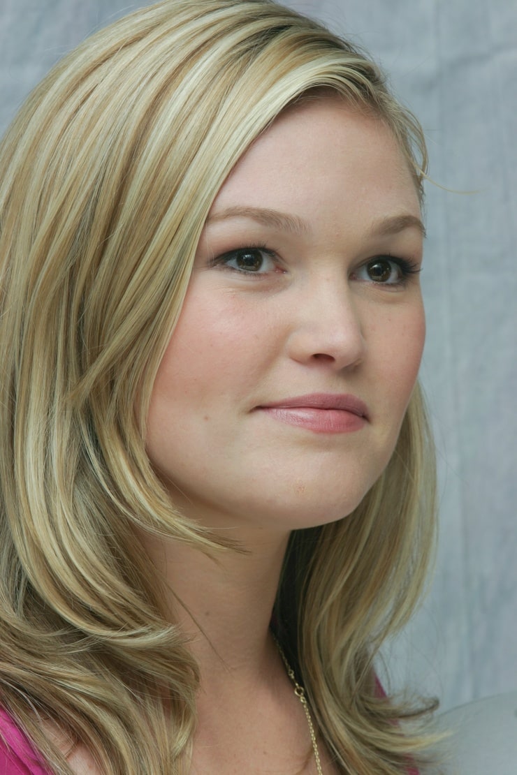 Julia Stiles