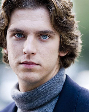 Dan Stevens Dan Stevens