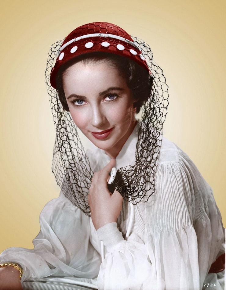 Elizabeth Taylor Elizabeth Taylor