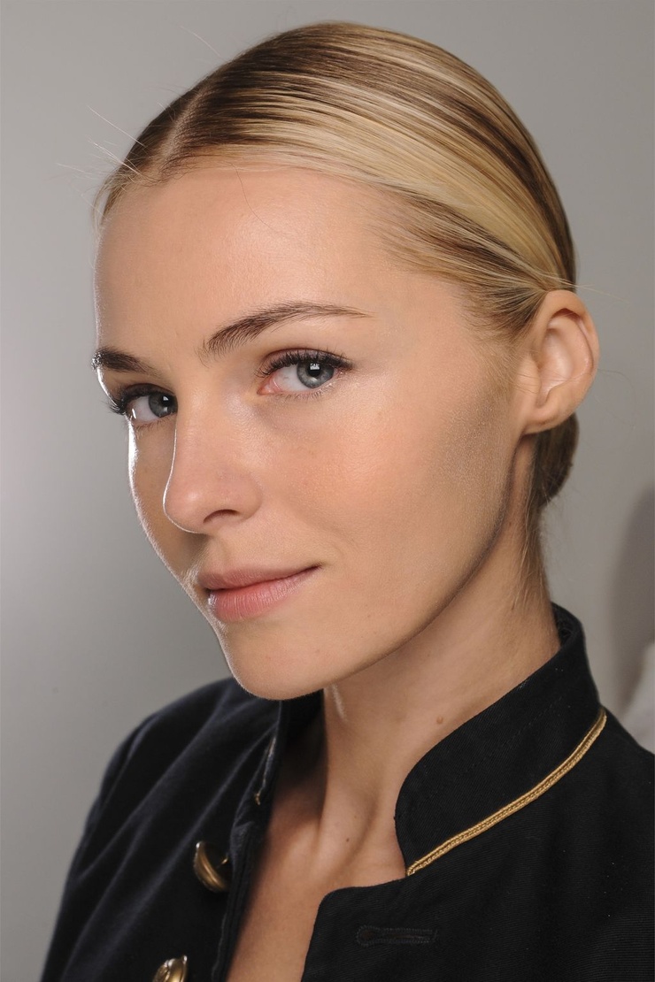 Valentina Zelyaeva Valentina Zelyaeva