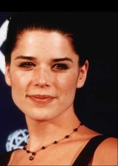 Neve Campbell