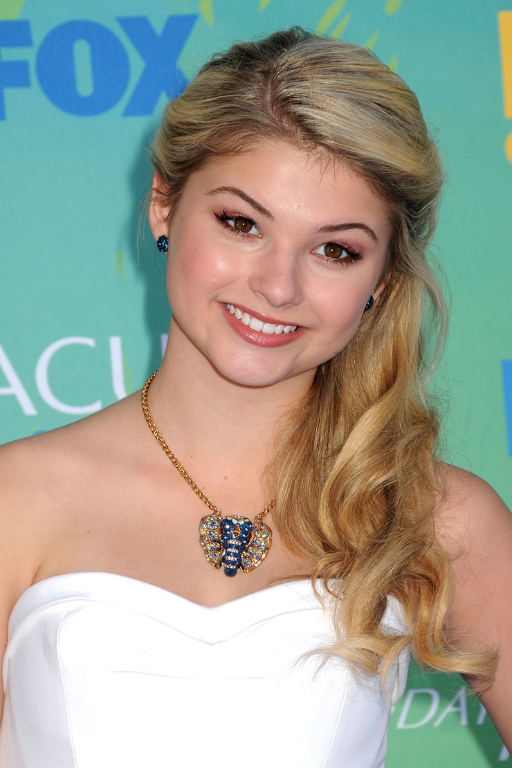 Stefanie Scott