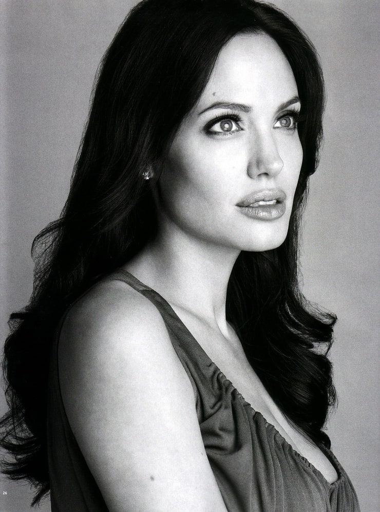 Angelina Jolie Angelina Jolie