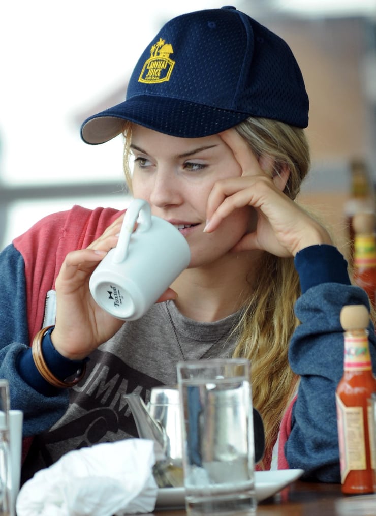 Maggie Grace