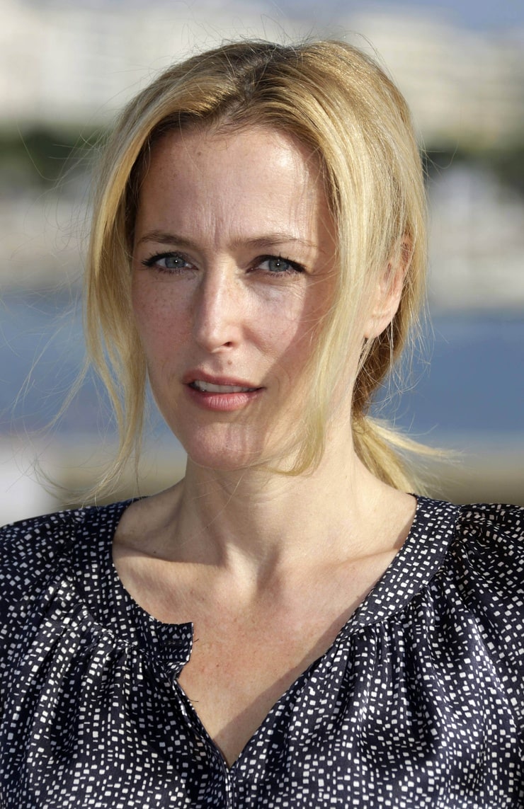 Gillian Anderson