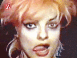 250full-nina-hagen.jpg