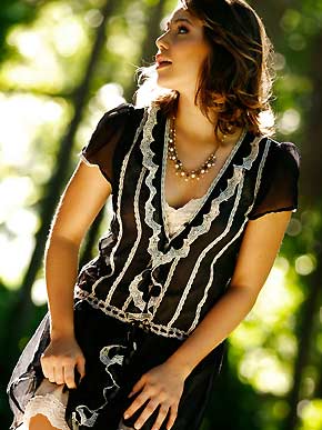 Letícia Colin