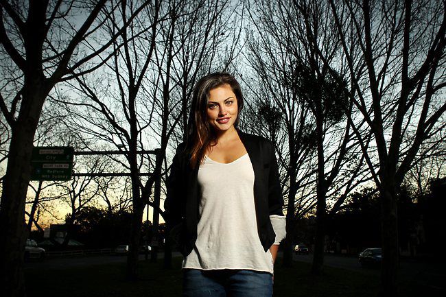 Phoebe Tonkin