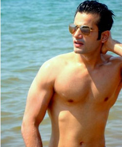 Karan Tacker