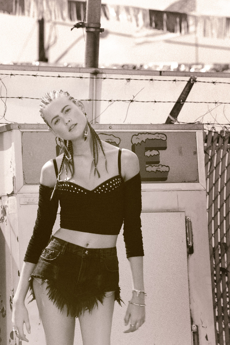 Behati Prinsloo Behati Prinsloo