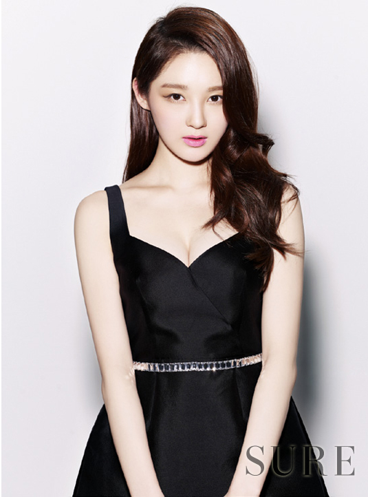 Kang Min Kyung