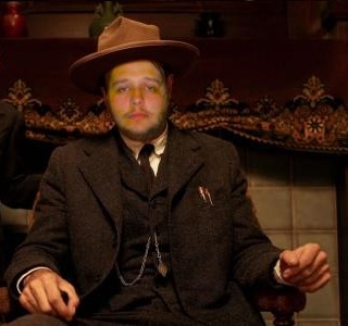 Hung Mac