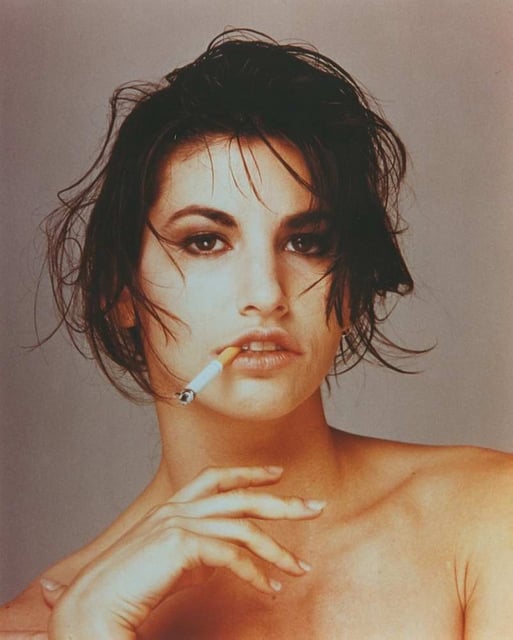 Gina Gershon