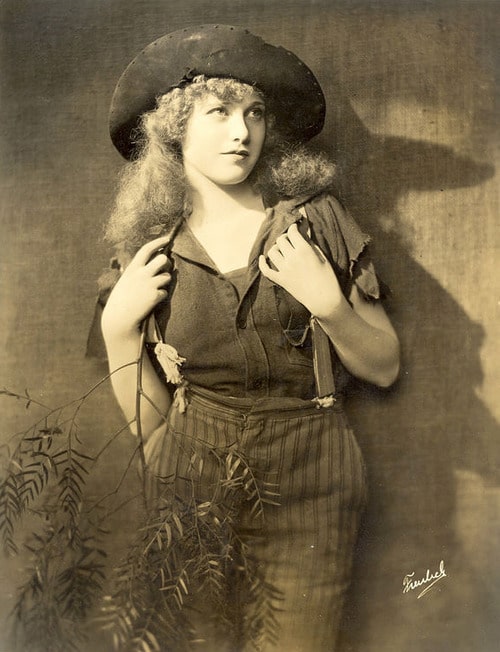 Picture Of Esther Ralston