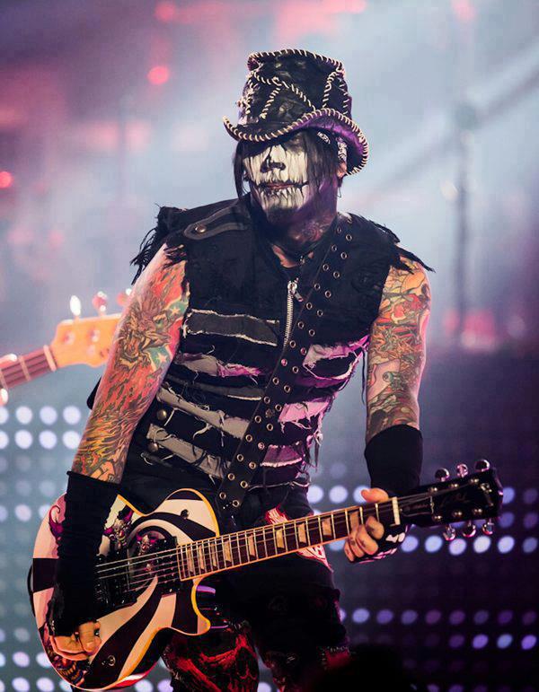 DJ Ashba