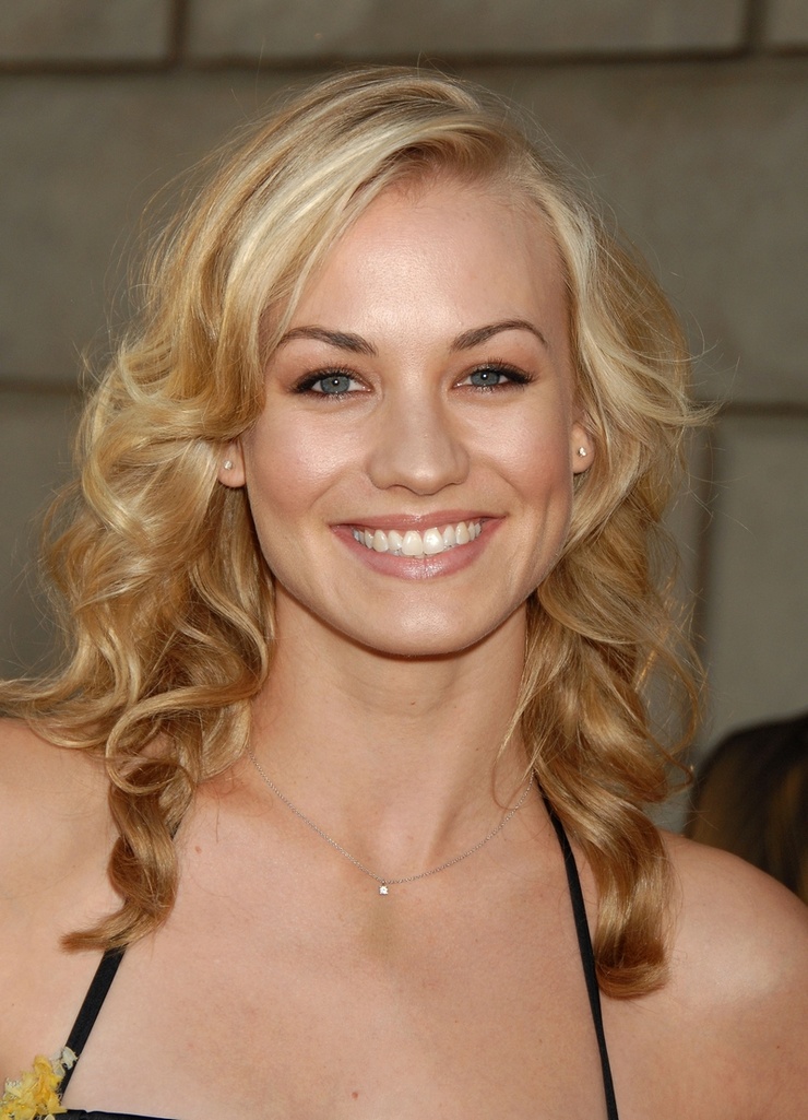 Yvonne Strahovski Yvonne Strahovski