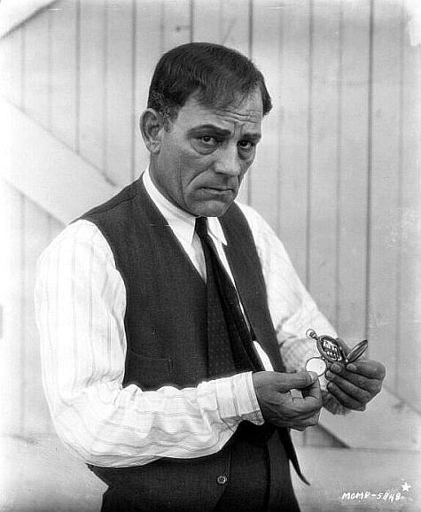Lon Chaney