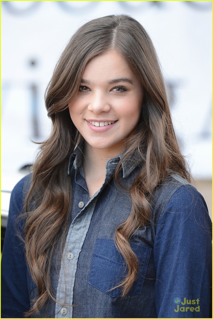 Hailee Steinfeld Hailee Steinfeld