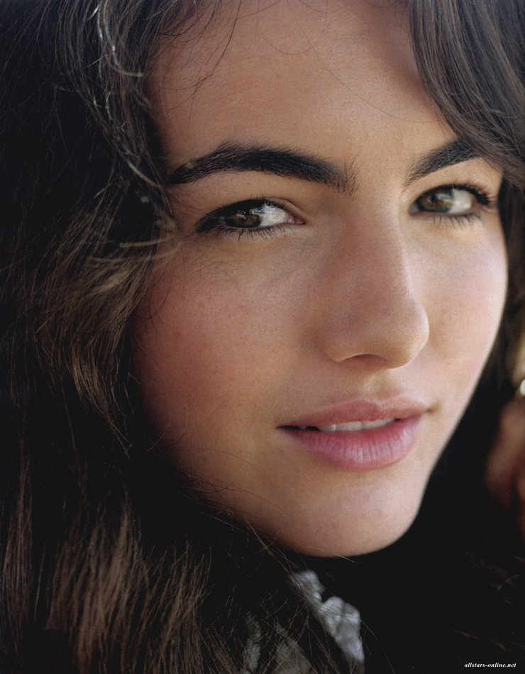 Camilla Belle