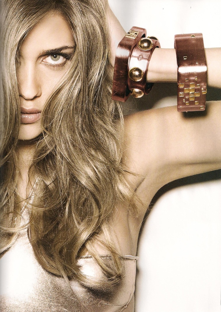 Ana Beatriz Barros