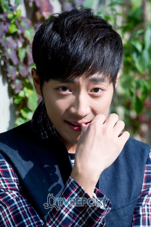 Sang-Yeob Lee