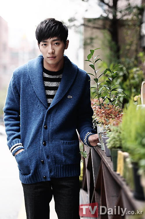 Sang-Yeob Lee