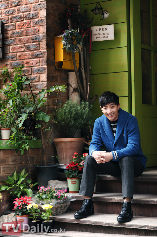 Sang-Yeob Lee
