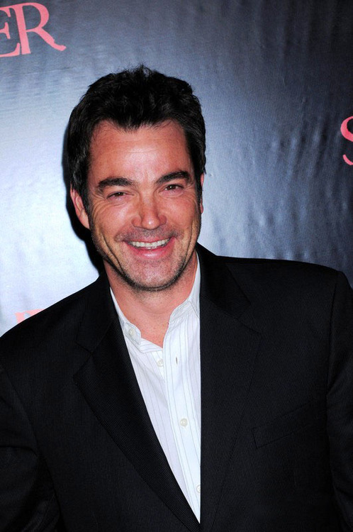 Jon Tenney