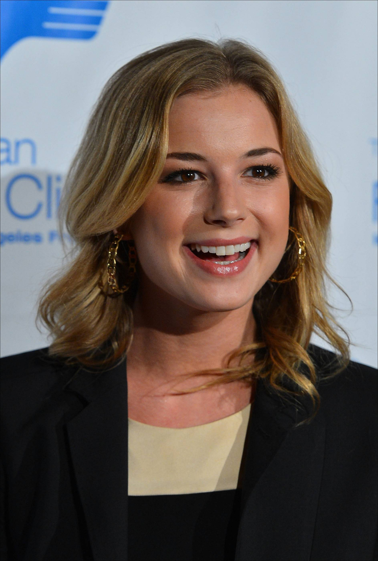 Emily VanCamp Emily VanCamp