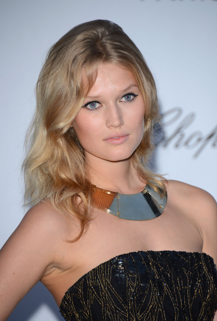 Toni Garrn