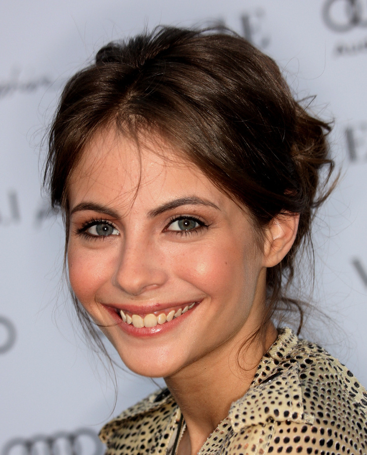 Willa Holland Willa Holland