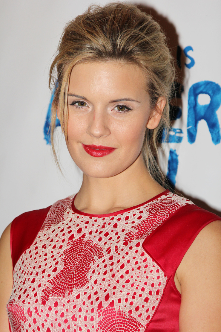 Maggie Grace